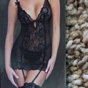 Two Piece Soft Cup Black Chemise w/ Garter Straps & G-String NWT OH LÀ LÀ CHÉRI